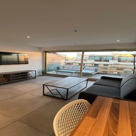 Tres Beau Studio Avec Terrasse, Situe A 100M Des Plages De Juans Les Pins Antibes Eksteriør bilde